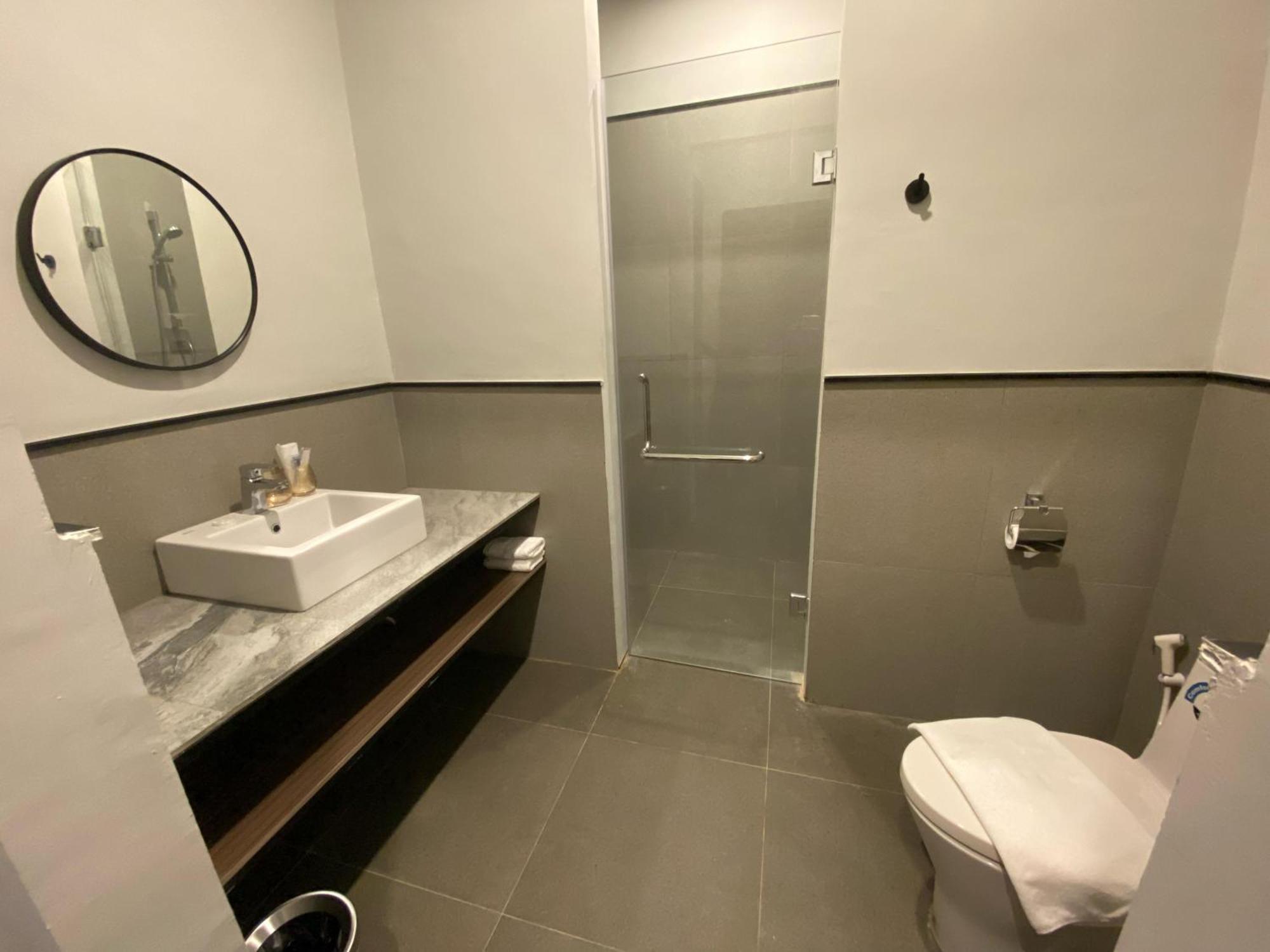 Onyx Hotel & Villa Tanjunguban Εξωτερικό φωτογραφία