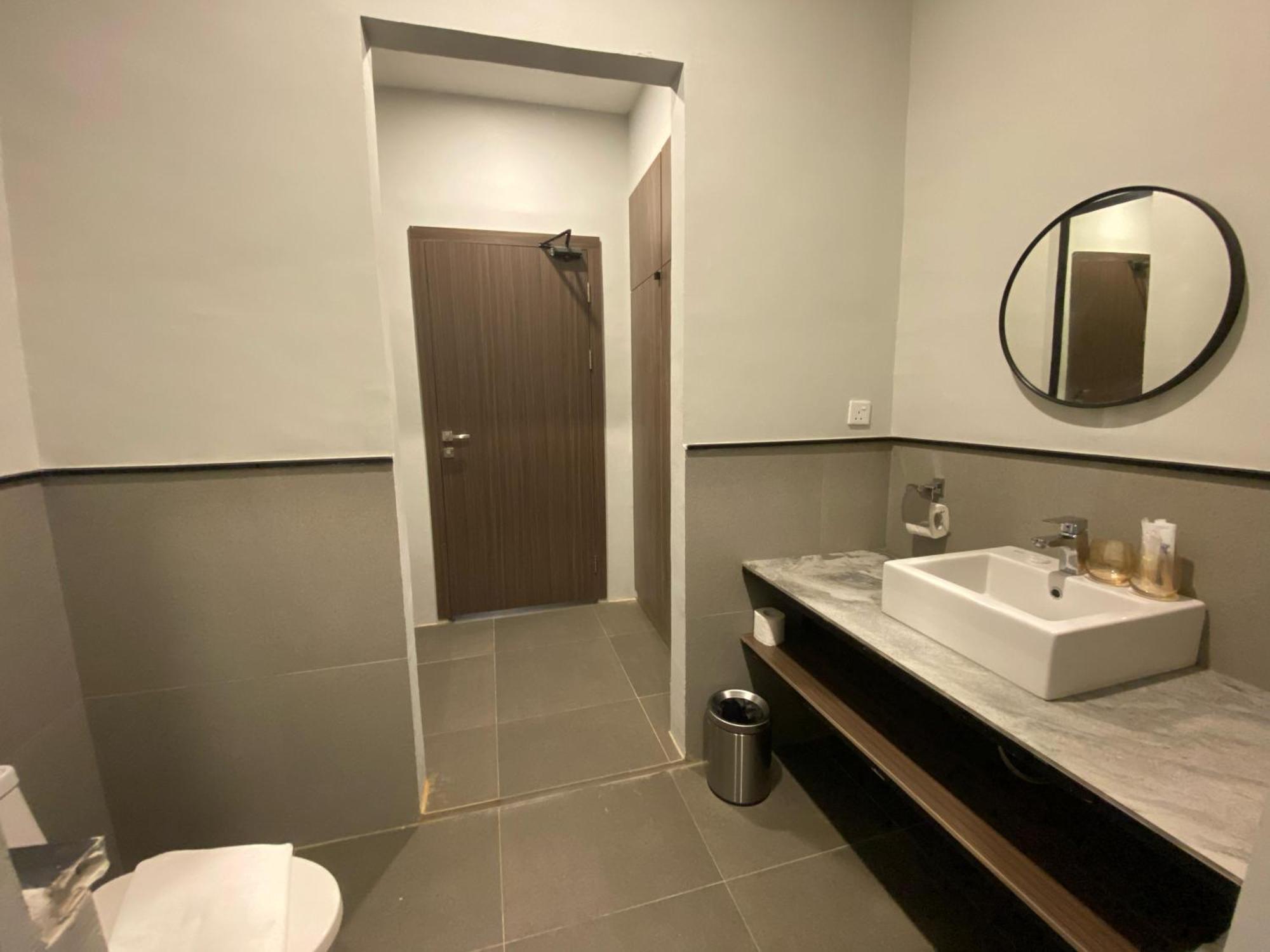 Onyx Hotel & Villa Tanjunguban Εξωτερικό φωτογραφία