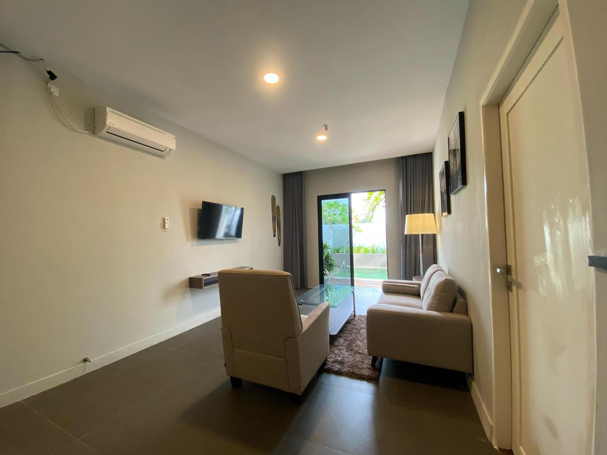 Onyx Hotel & Villa Tanjunguban Εξωτερικό φωτογραφία