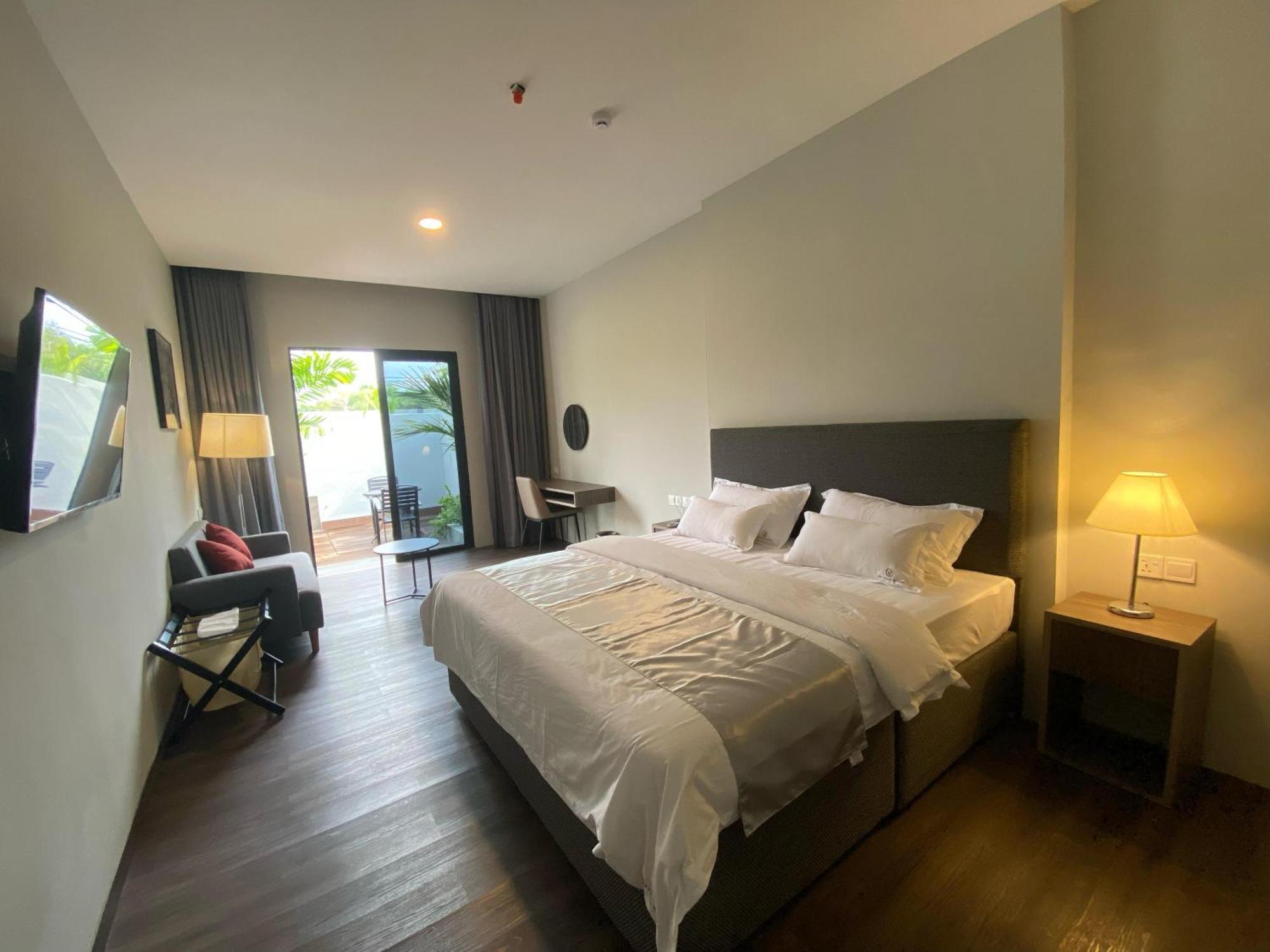 Onyx Hotel & Villa Tanjunguban Εξωτερικό φωτογραφία