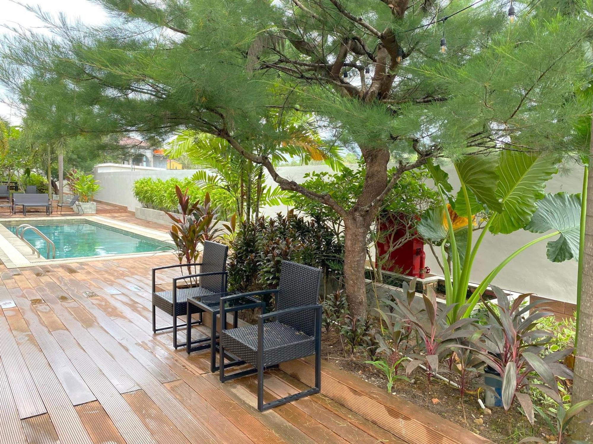 Onyx Hotel & Villa Tanjunguban Εξωτερικό φωτογραφία